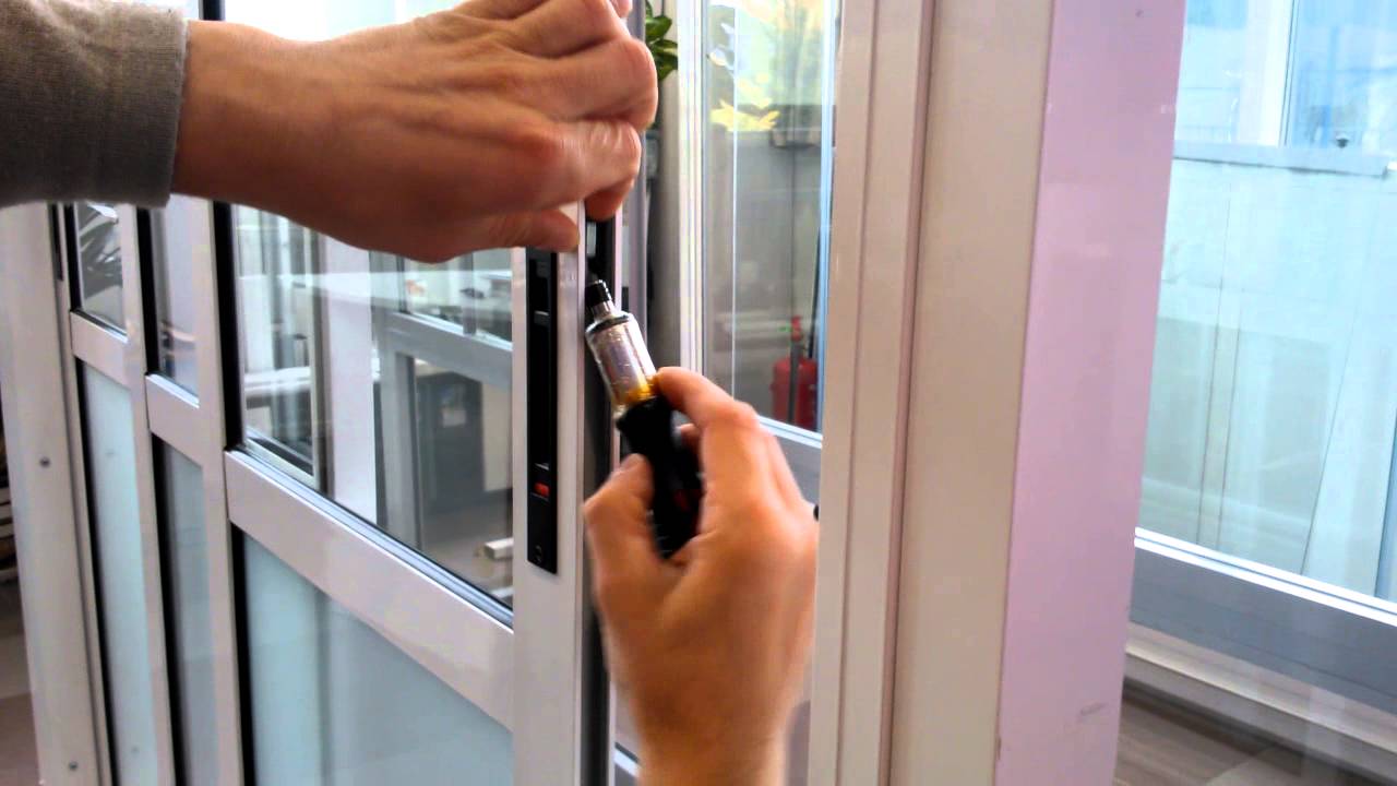 ремонт балконной двери своими руками